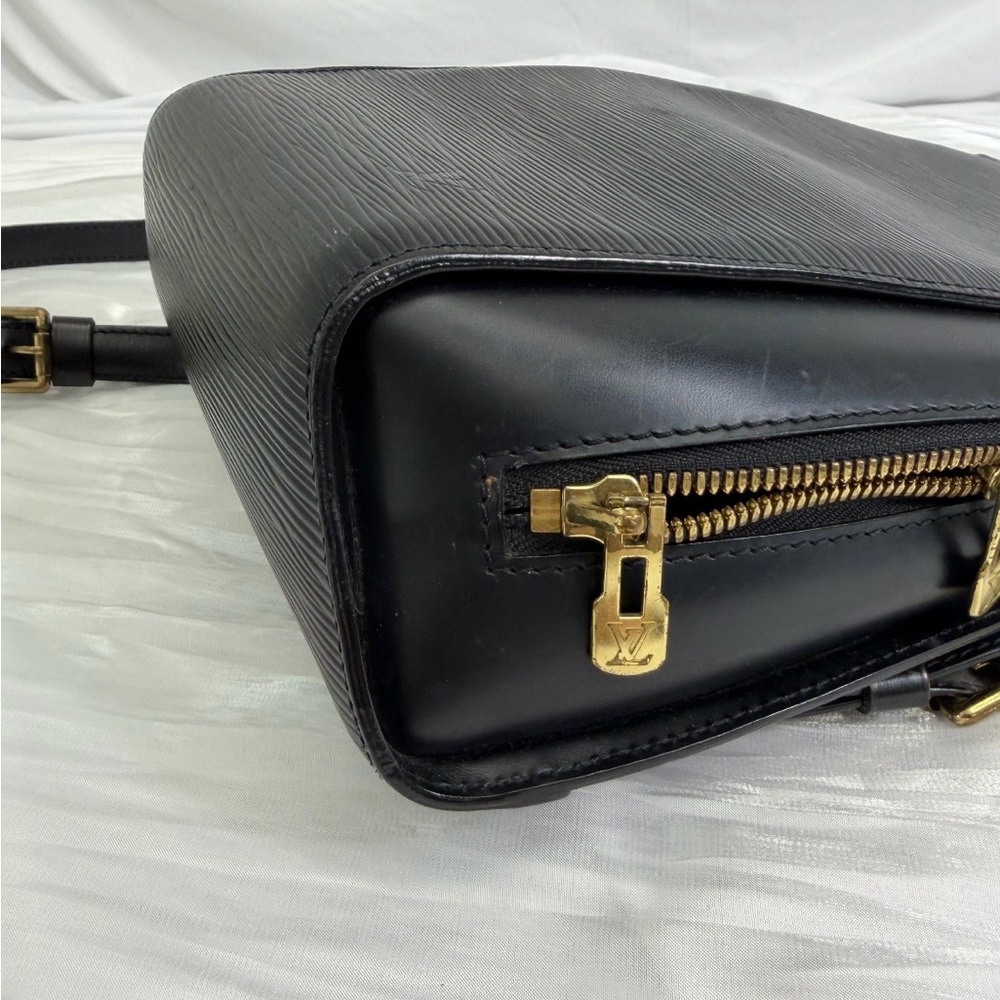 Louis Vuitton Authentic Black Epi Leather Mabillion Backpack Purse - Picture 6 of 14